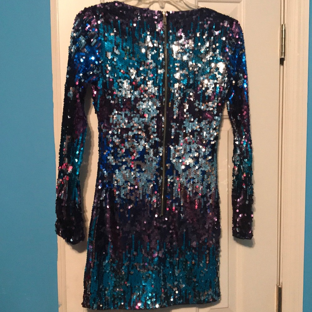 Dress! - Picture 2 of 2